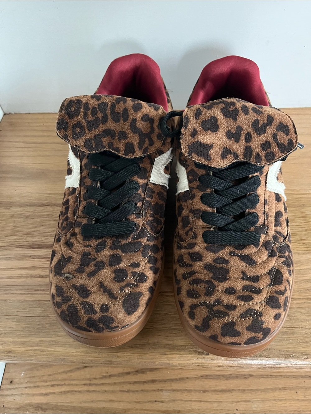 Leopard Print Women's Fashion Sneakers - Brown & Black